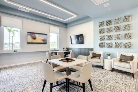 Lovely Thematic 2br With 2 Clubhouses & Waterpark Сasa de vacaciones *