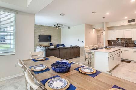 Lovely Thematic 2br With 2 Clubhouses & Waterpark Сasa de vacaciones *
