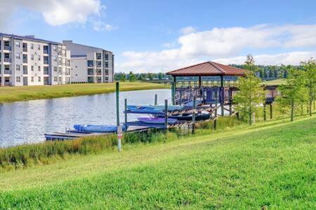Lovely Thematic 2br With 2 Clubhouses & Waterpark *