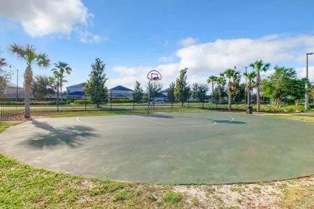 Lovely Thematic 2br With 2 Clubhouses & Waterpark Kissimmee