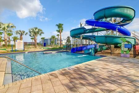 Lovely Thematic 2br With 2 Clubhouses & Waterpark *