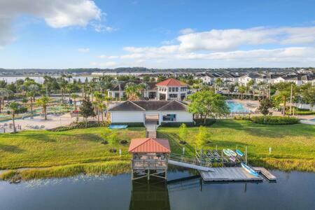 Lovely Thematic 2br With 2 Clubhouses & Waterpark Kissimmee